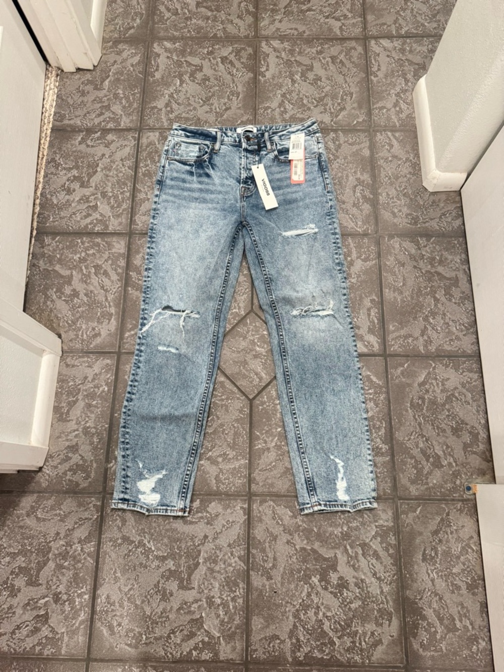 Vigoss Frankie Slim Straight Jeans Distressed Medium Wash Size 27x26 NWT $84